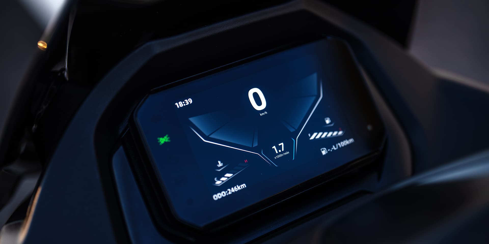 MULTIFUNCTION TFT DISPLAY